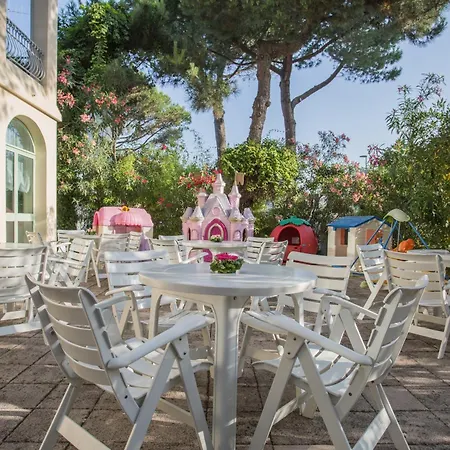 Hotel Dover & Coffee Adults Friendly Cervia