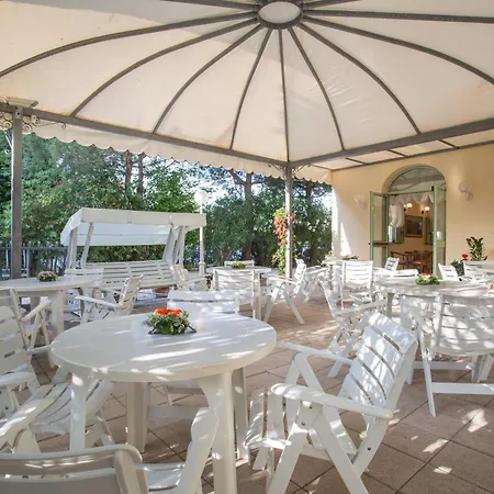 Dover & Coffee Adults Friendly Cervia