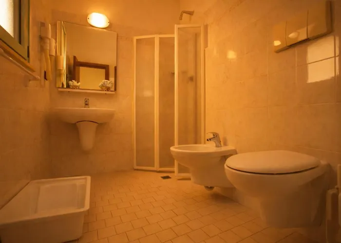 Dover Rooms&coffee Adults Friendly 3* Cervia